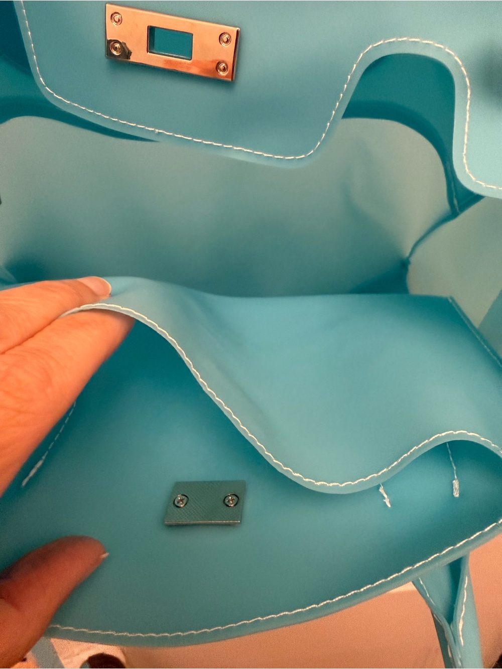 Jelly Sky-Blue Tote - Picture 3 of 3